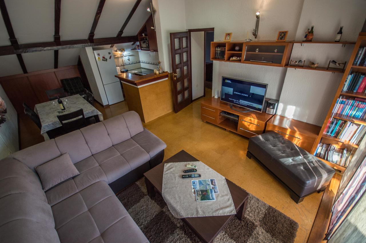 Apartment Kiwi Kotor Buitenkant foto