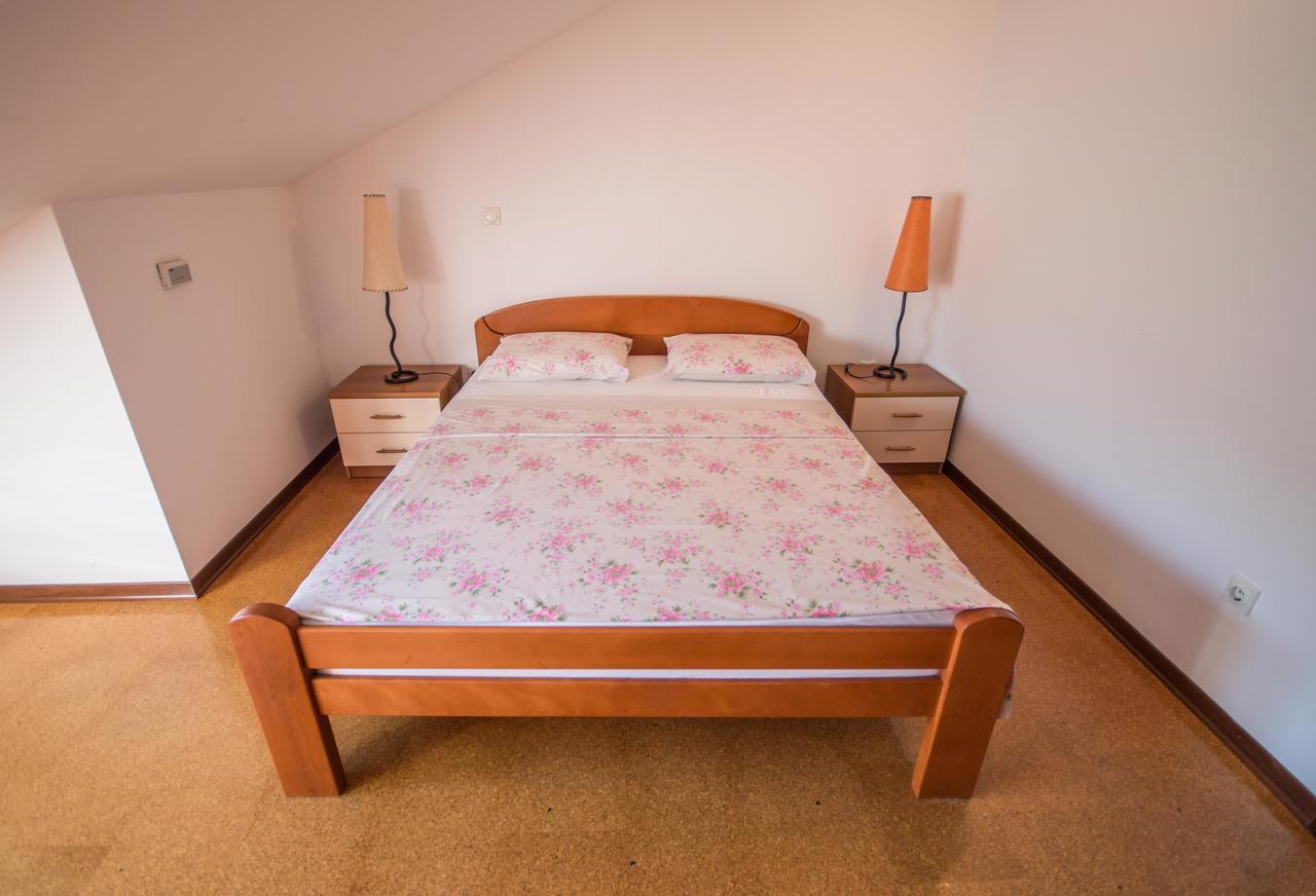 Apartment Kiwi Kotor Buitenkant foto